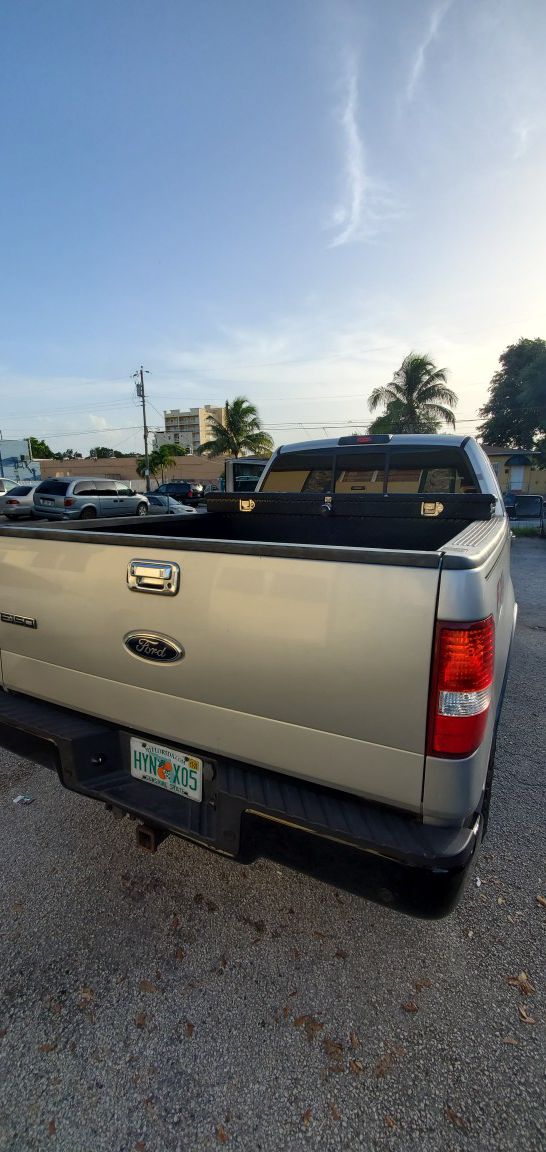 Ford f150 2005 fx4