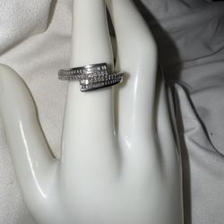 EUC Heng Ngai 925 Sterling & Diamond MOM Ring, size 7 