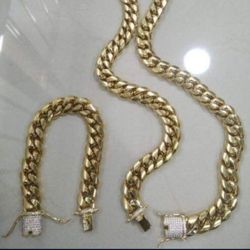 12mm Cuban Set 14k Gold Plated Doesn't Loses Color 