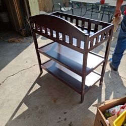 BABY CHANGING STATION