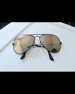 Vintage  Ray-Ban aviator sunglasses
