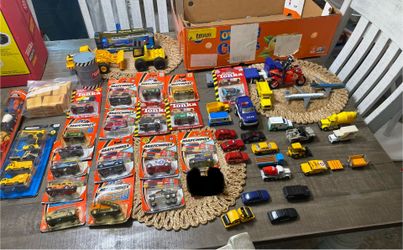 Miscellaneous Matchbox Cars, Trucks & Toys