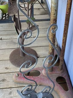 Metal wall decoration-3, 2 for $10