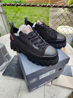 Palladium Revolt Lo TX Sneakers Woman's 8.5