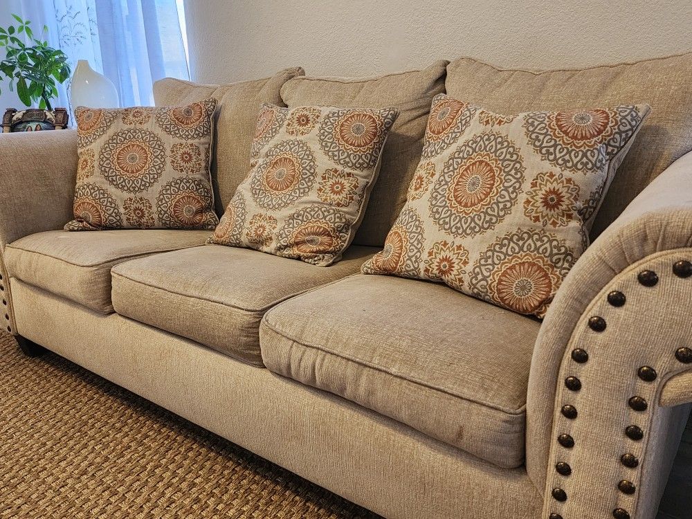 Sofa-bed and Loveseat.