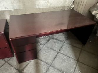 Mahogany Office Desk with Drawers