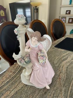 Lady statue