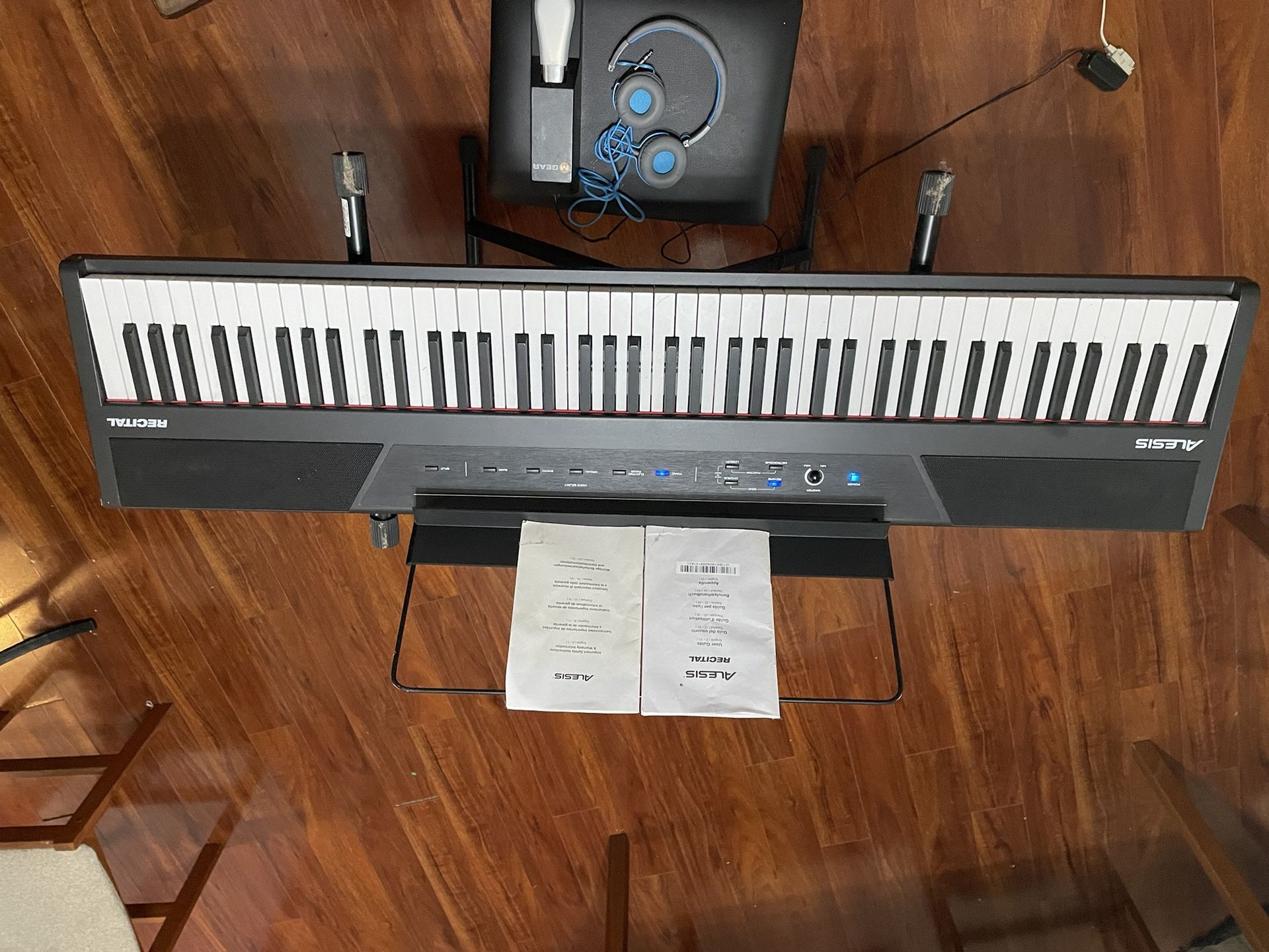 NOW PRICED AT $99.00. Somebody Take This Out Of My House. Ha!88 key, Top Of The Line To Buy- WILL SHIP!