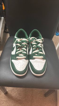Nike dunk low Michigan State