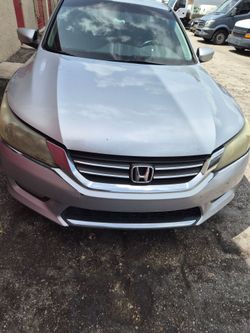 13 Honda Accord 4 cylinder Parts Only