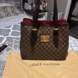 Ladies Hampstead LV Shoulder Bag 