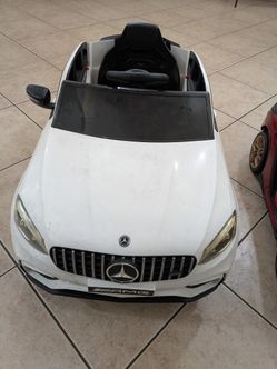 Electric Ride On Car Toy - Mercedes