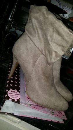 Size 8