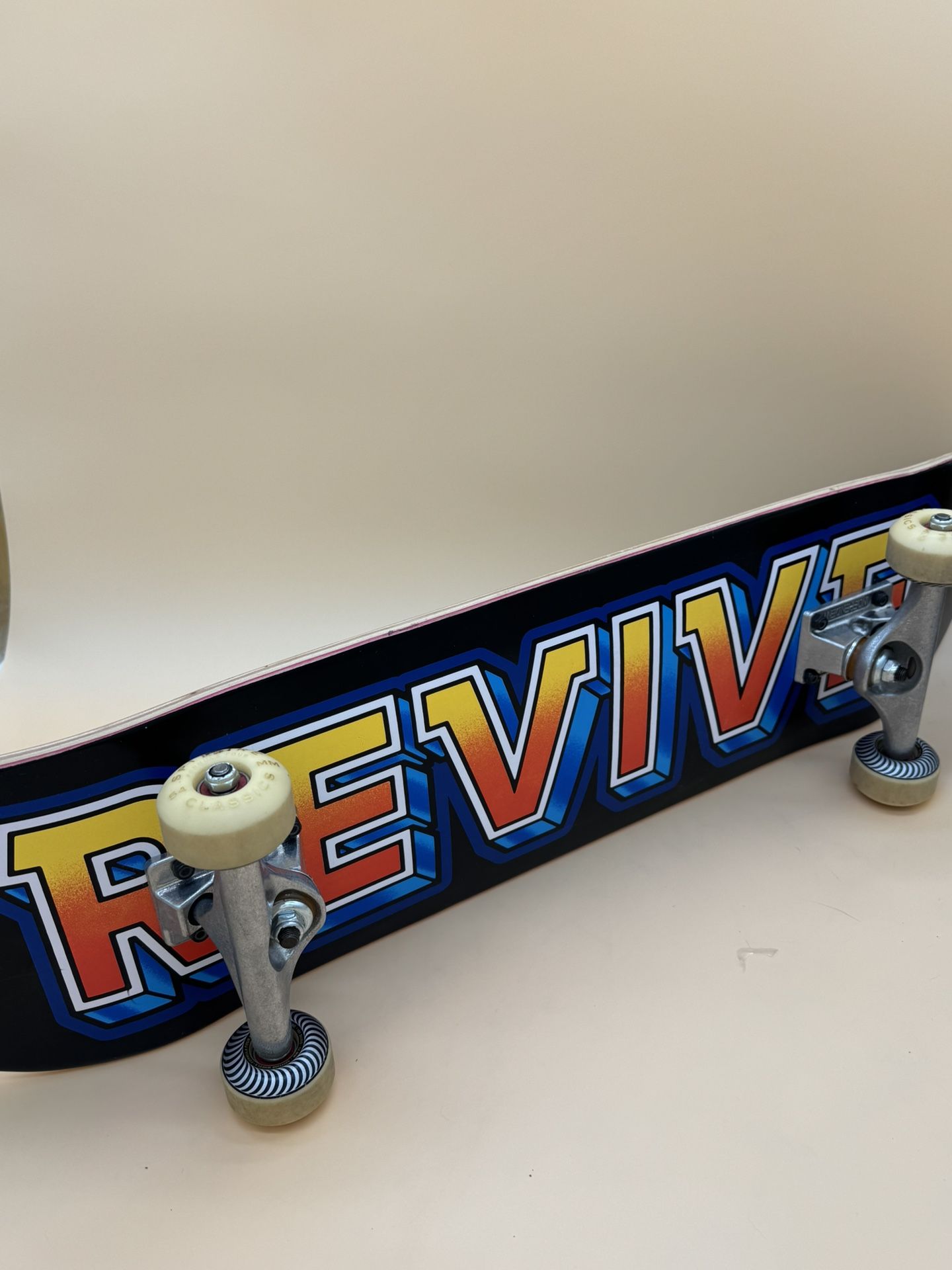 Revive Skateboard