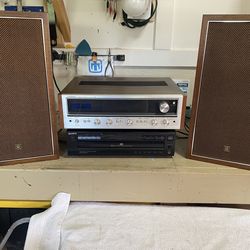 Pioneer SX-636 and Pioneer speakers