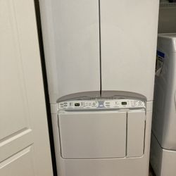 Maytag Electric Dryer Works Great 