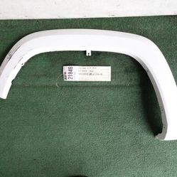 2016-2021 TOYOTA TACOMA LEFT FRONT WHEEL FLARE FENDER ARCH MOLDING OEM AW21846