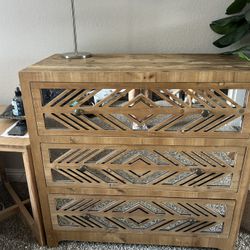 2 Arrow Dressers