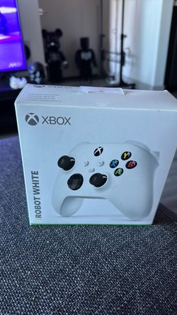 Brand new XBox controller - Robot White
