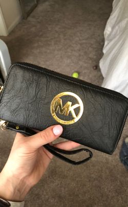 Michael Kors wallet
