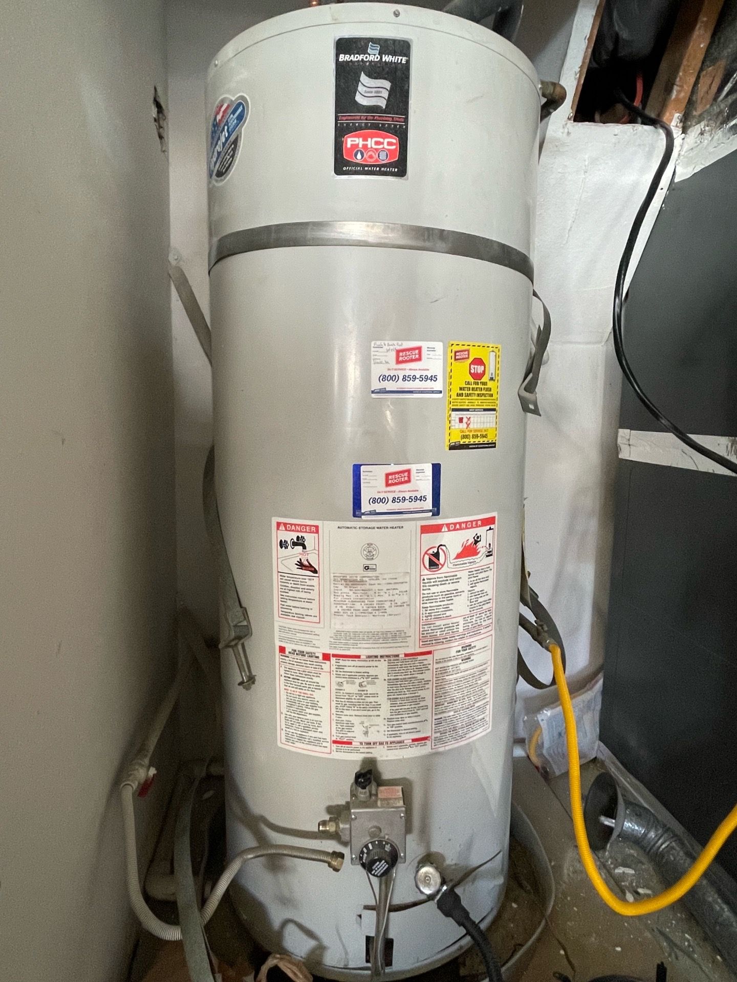 Working White Ford 50 Gallon water heater