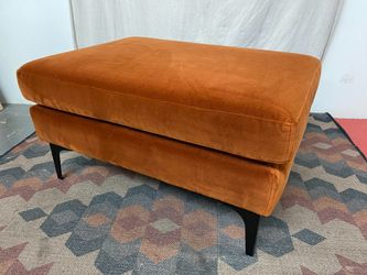 SOFACOMPANY Burnt Orange Ottoman w/ Black Legs