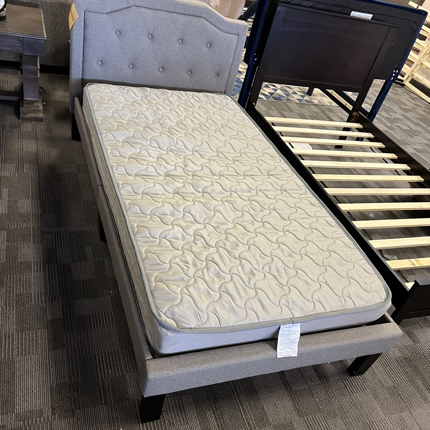 Twin Platform Bed Frame New In Box 