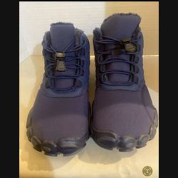 Grounded Footwear Unisex M7.5 W 8.5 Winter Boots