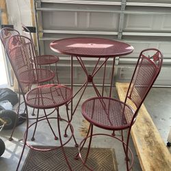 Hi Top Patio Set