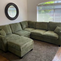 New 99x99 Sectional Couch With Ottoman : Free Delivery 