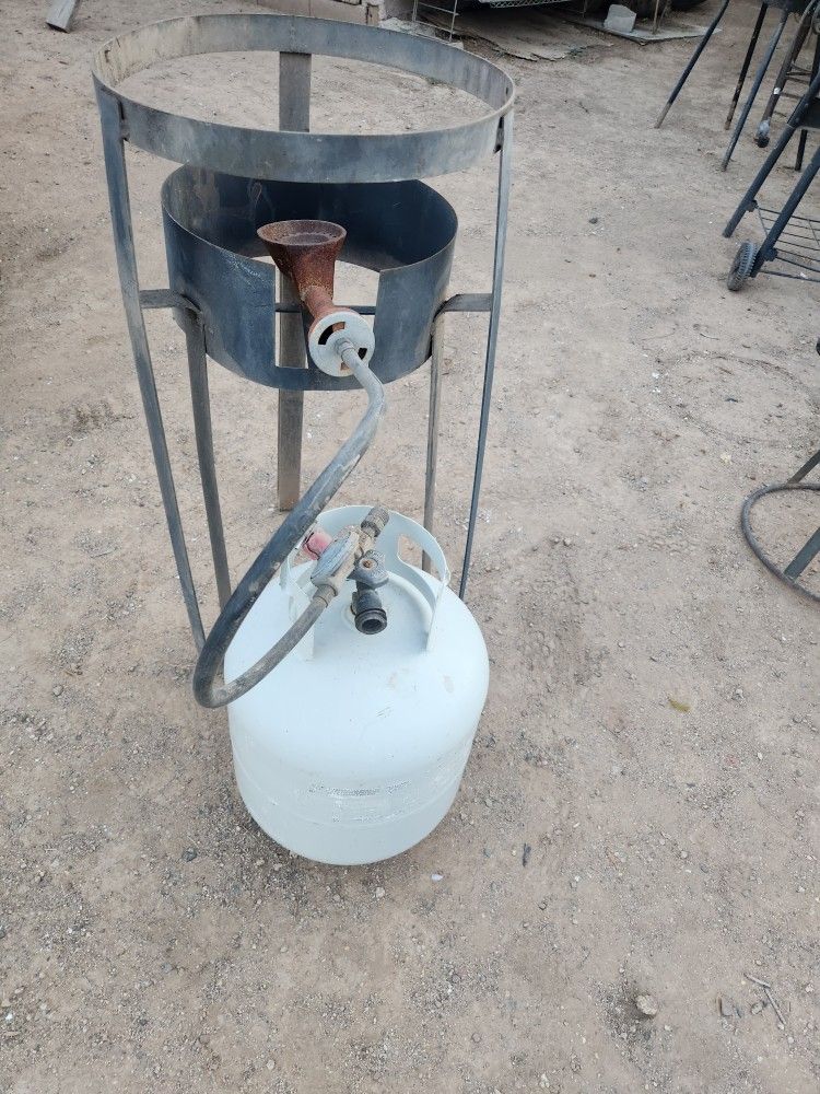 Burned Whit Tank (EMPTY)