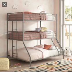 Tripe bunk bed 