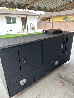 Large storage box