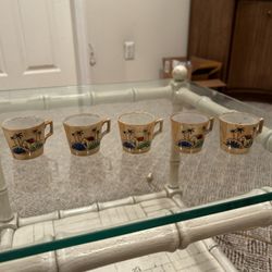 Porcelain Hand Painted Tea cup 1940s