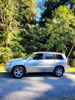 2005 Toyota Highlander limited v6 awd
