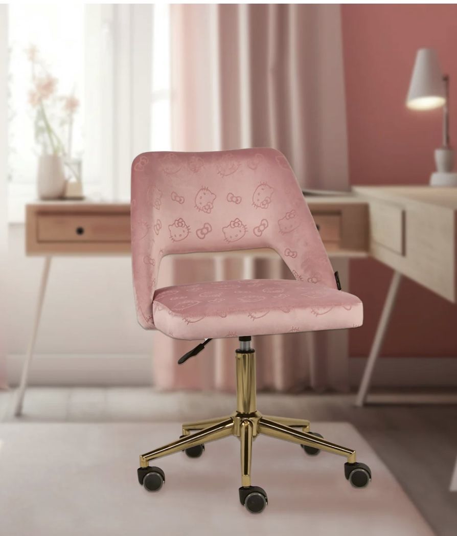 Hello Kitty Pink Chair For Office Or Vanity 