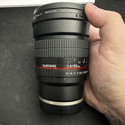 Samyang Sony E Mount 85mm 1.4 Manual