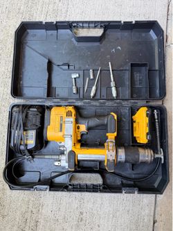 DeWalt Grease Gun