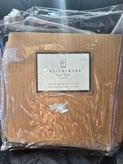 Pottery Barn Velvet Drape 48x84 Pole Pocket