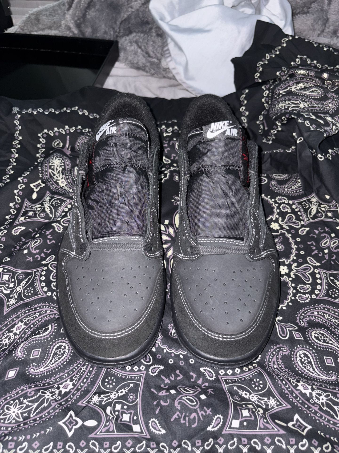Air Jordan 1 Travis Scott phantoms