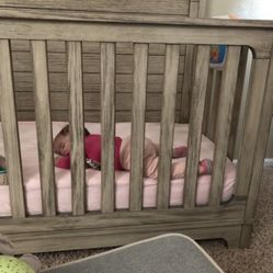 Target rustic outlet crib