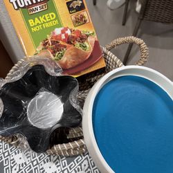 Misc kitchen items 