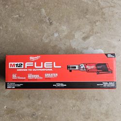 Milwaukee M12 Fuel Cordless  3/8in Ratchet