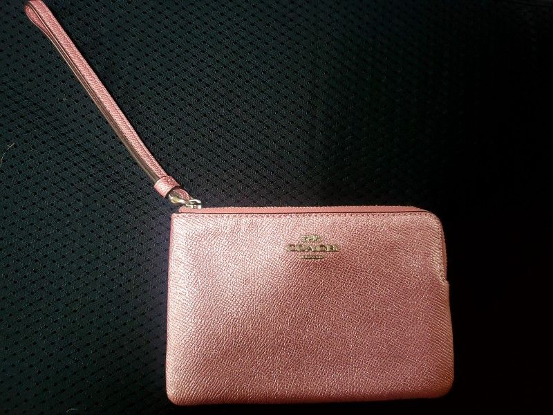 Coach small wristlet pink shimmer