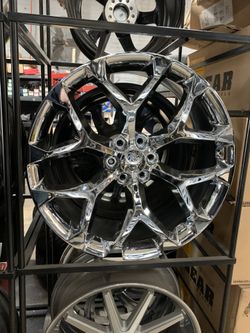 24” GMC CHROME WHEELS