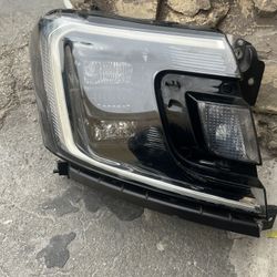 2018-21 FORD EXPEDITION RIGHT HEADLIGHT 