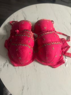 Victoria’s Secret bra bundle