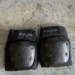 Protec Youth Street Knee Pad Size Small