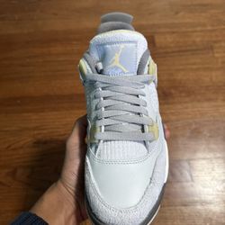 Air Jordan 4 Retro Size 5.5y