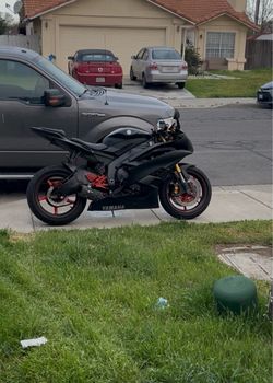 2005 Yamaha r6